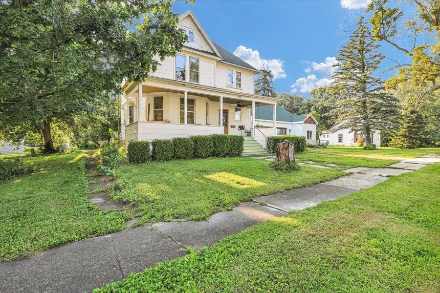 213 N Hunt Street, Melvin, IL 60952 - #3