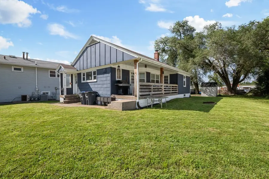 520 9th Avenue W, Milan, IL 61264 - #3