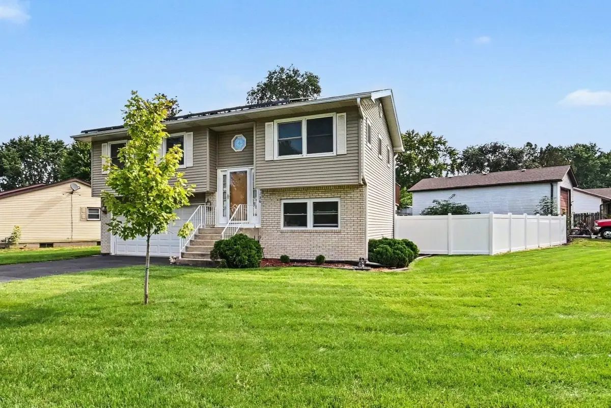 136 Augusta Road, Oswego, IL 60543 - #1