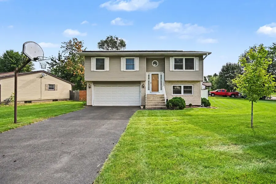 136 Augusta Road, Oswego, IL 60543 - #3