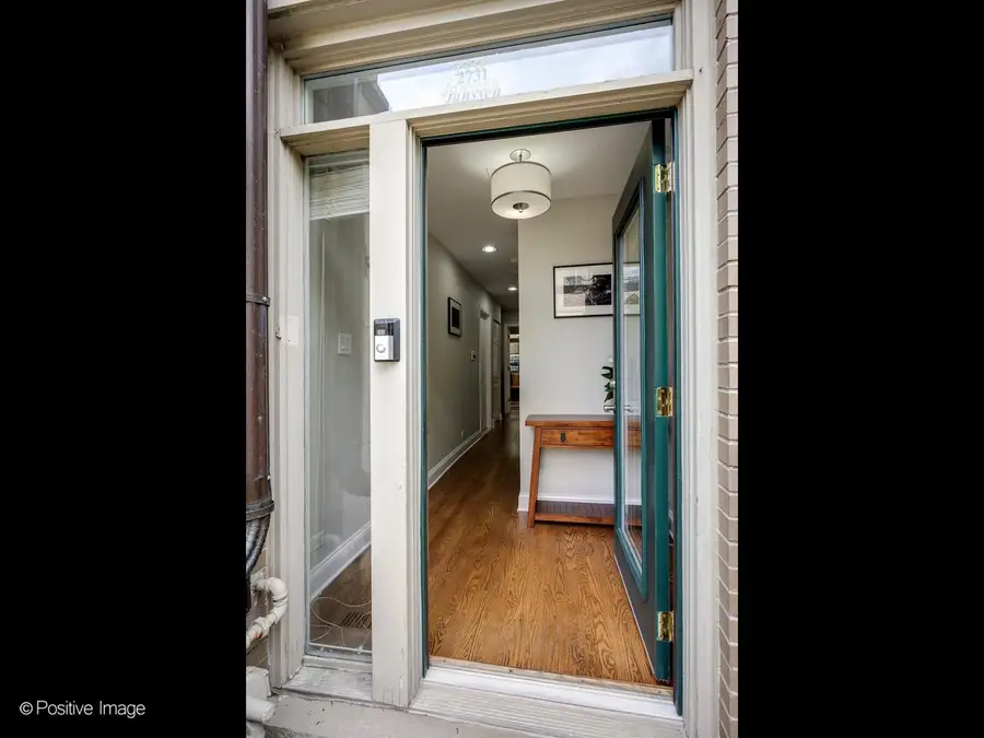 2731 N Janssen Avenue, Chicago, IL 60614 - #2