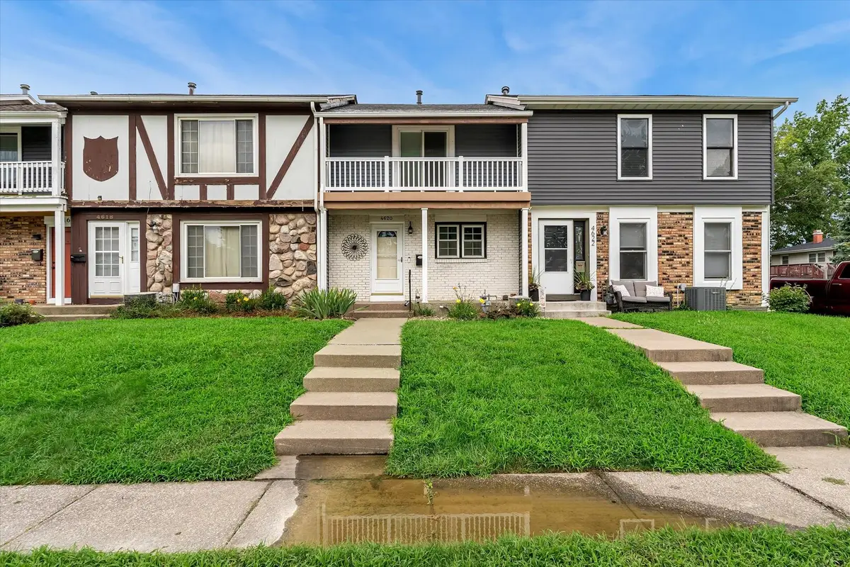4620 Warren Street, Davenport, IA 52806 - #1