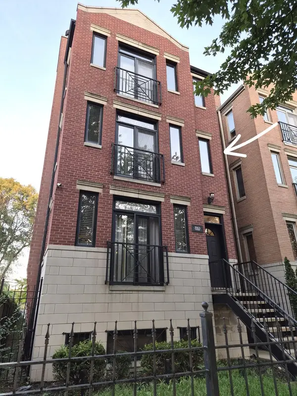 3745 S Michigan Avenue #2, Chicago, IL 60653
