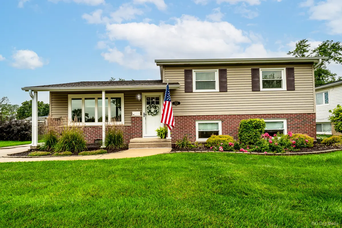 5806 Rob Roy Drive, Oak Forest, IL 60452 - #1