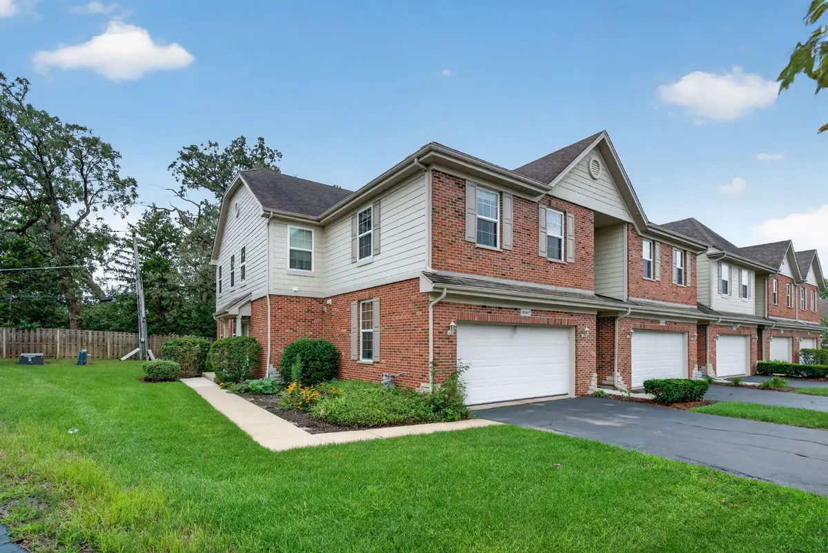 10S447 Carrington Circle, Burr Ridge, IL 60527 - #1