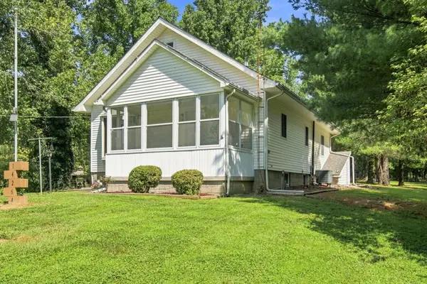 14264 Mustang Road, Marion, IL 62959