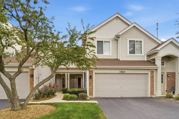 1510 N Waterbury Circle, Palatine, IL 60074