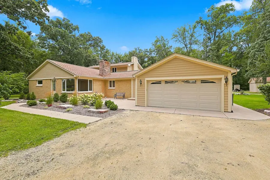 33601 5 Points Road, Kingston, IL 60145 - #3