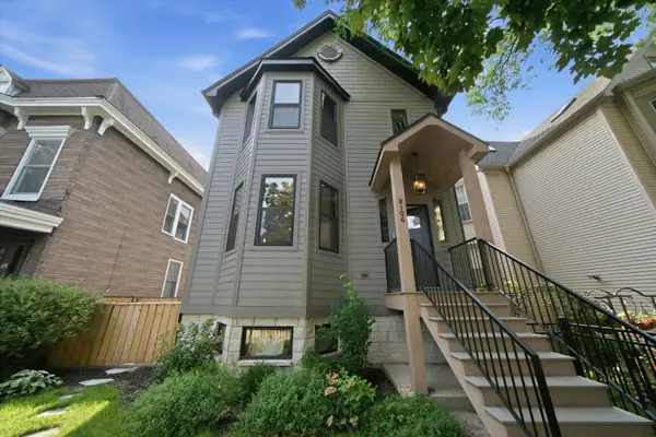 2106 N Campbell Avenue, Chicago, IL 60647