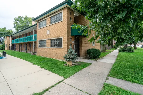 651 South Boulevard #3, Oak Park, IL 60302