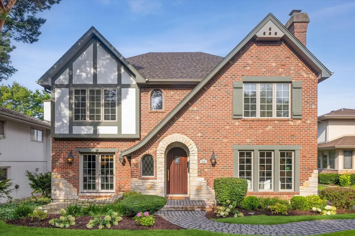 516 N Adams Street, Hinsdale, IL 60521 - #1