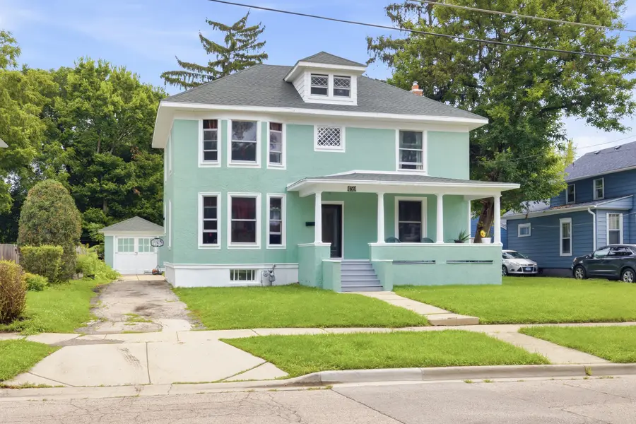459 N Spring Street, Elgin, IL 60120 - #2