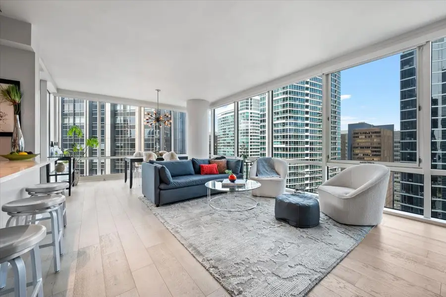 Address Withheld By Seller, Chicago, IL 60611 - #3