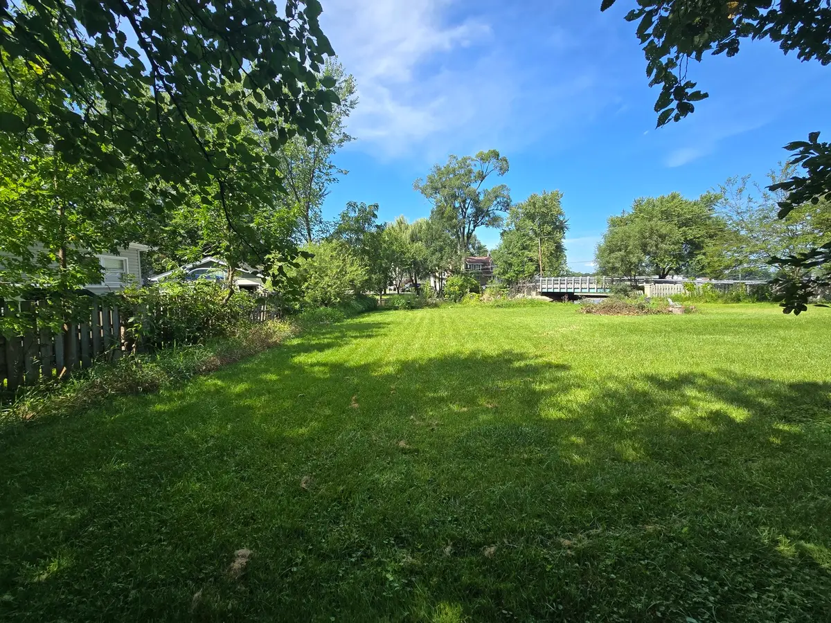 26432 N Willow Avenue, Mundelein, IL 60060 - #1