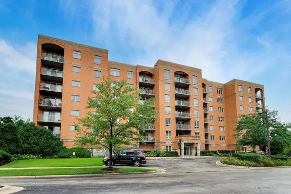 6801 N Milwaukee Avenue #410, Niles, IL 60714