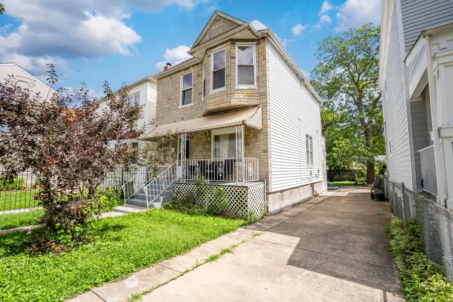 2747 N Saint Louis Avenue, Chicago, IL 60647 - #2