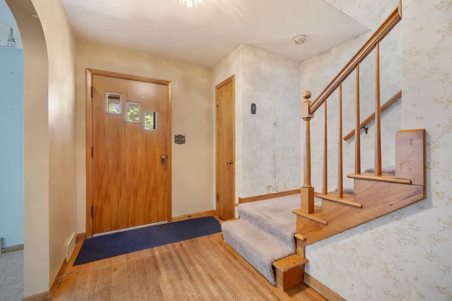410 E Main Street, Genoa, IL 60135 - #2