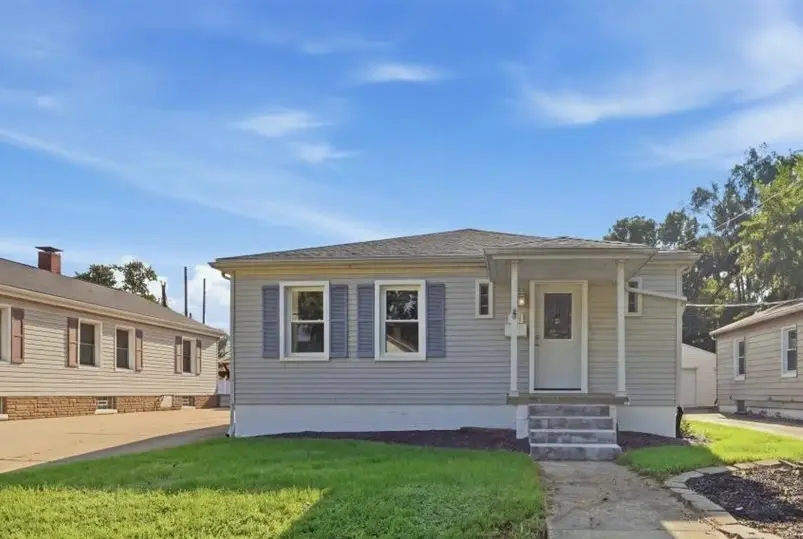 1005 N Western Avenue, Bloomington, IL 61701 - #1