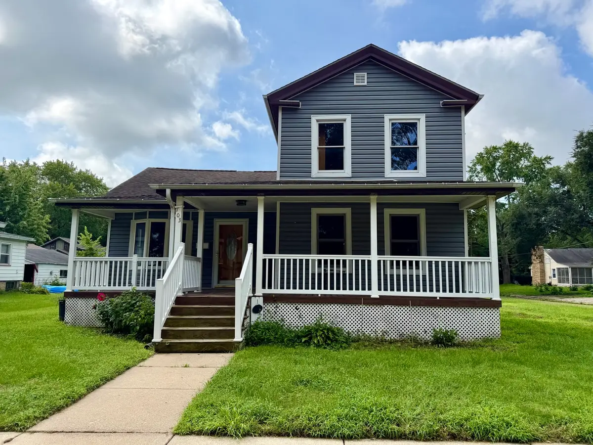 703 Chapel Street, Ottawa, IL 61350 - #1