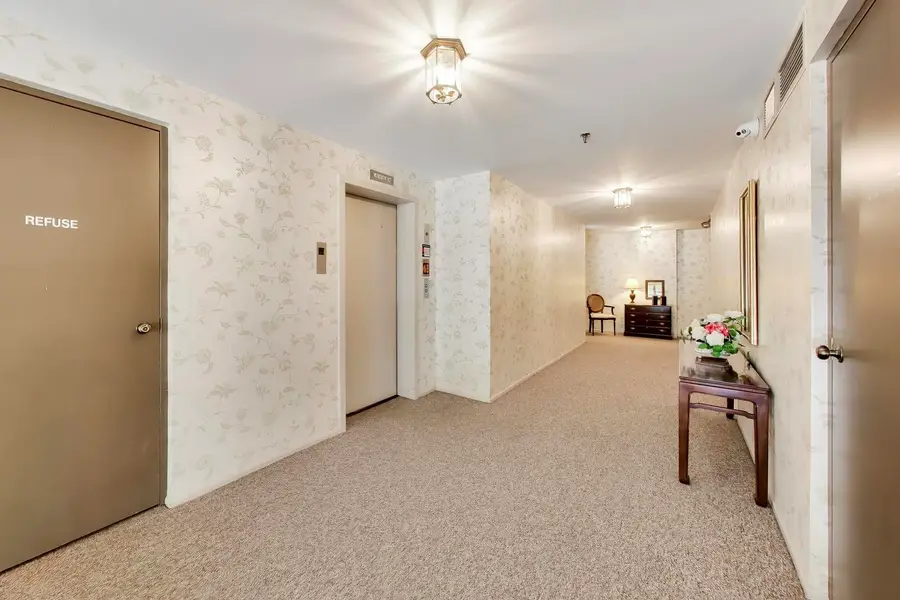 1060 Shermer Road #25, Northbrook, IL 60062 - #3