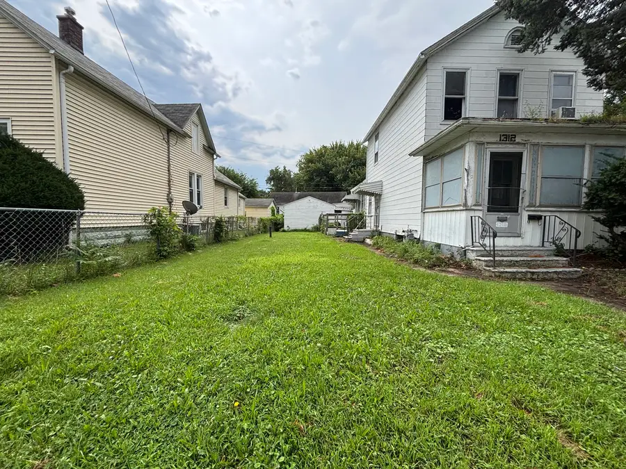 1312 7th Avenue, Rock Island, IL 61201 - #3