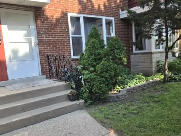4903 Enfield Street #B, Skokie, IL 60076