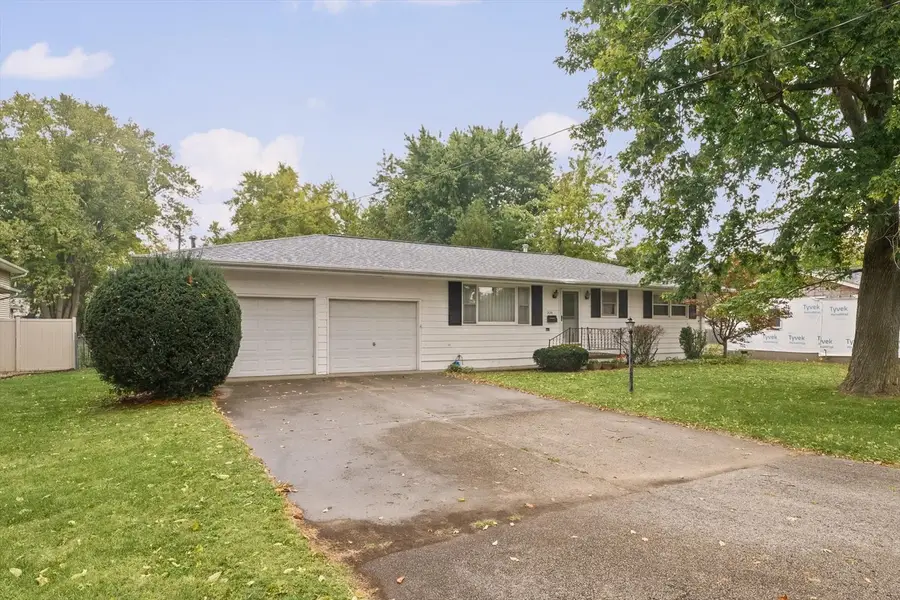 324 W Washington Street, Arcola, IL 61910 - #2