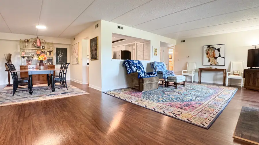 917 Vose Drive #102, Gurnee, IL 60031 - #3