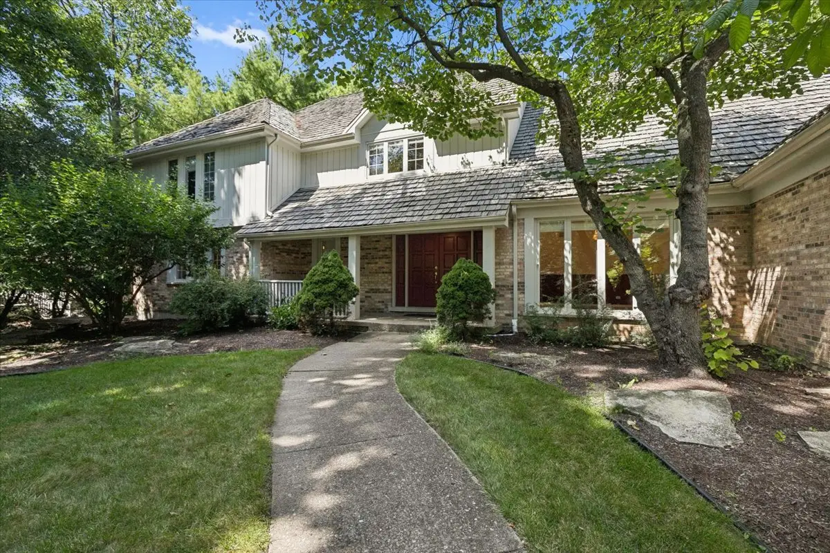 30 Brierfield Court, Lake Bluff, IL 60044 - #1