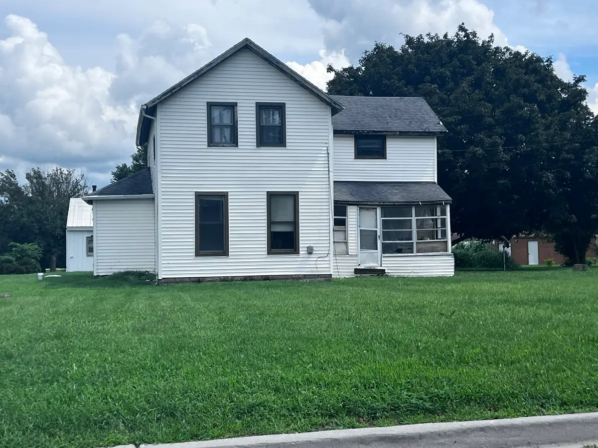 422 N Evergreen Street, Onarga, IL 60955 - #1