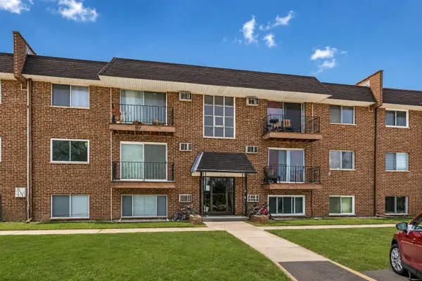 215 S Hale Street #2B, Addison, IL 60101