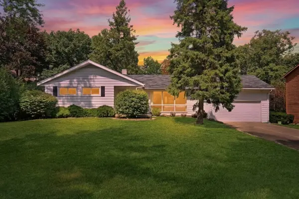 2414 Sunset Avenue, Waukegan, IL 60087