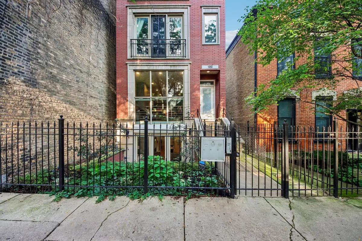 1050 N Marshfield Avenue #1, Chicago, IL 60622 - #1