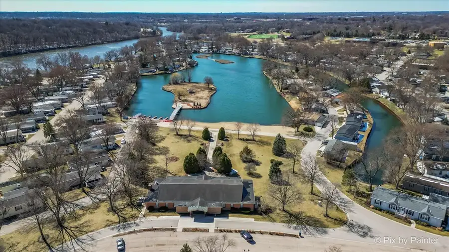 224 Big Peninsula Road, Elgin, IL 60123 - #2