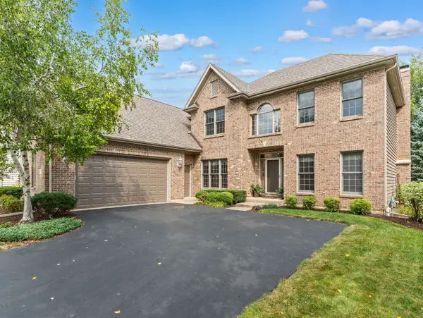 707 Evergreen Lane, Sugar Grove, IL 60554