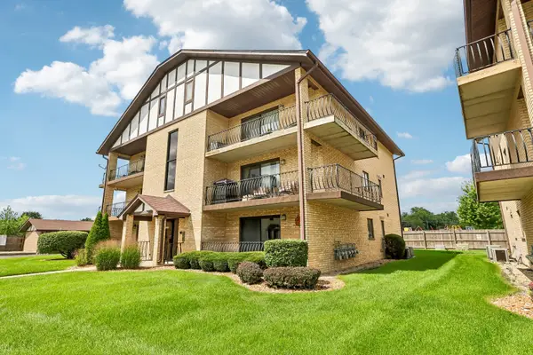 17940 Royal Oak Court #3W, Tinley Park, IL 60477