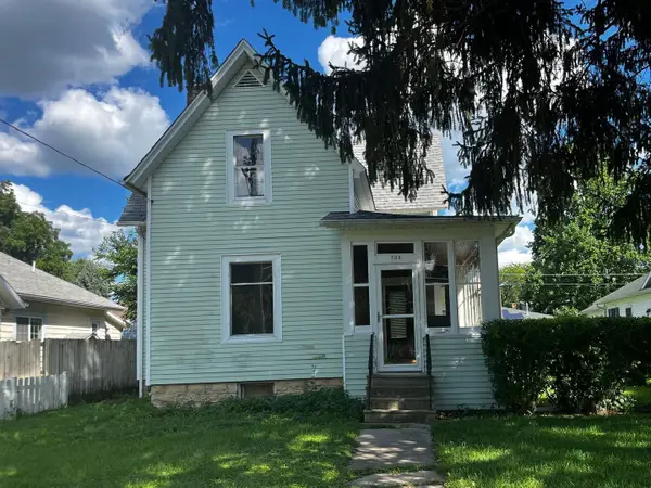 738 S 1st Street, DeKalb, IL 60115