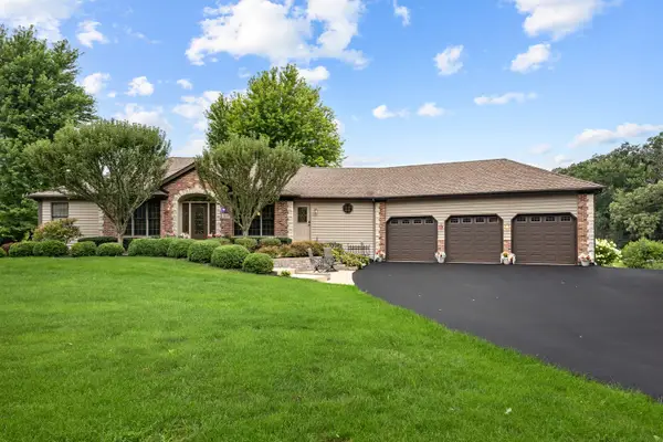 11119 Pebble Drive, Huntley, IL 60142