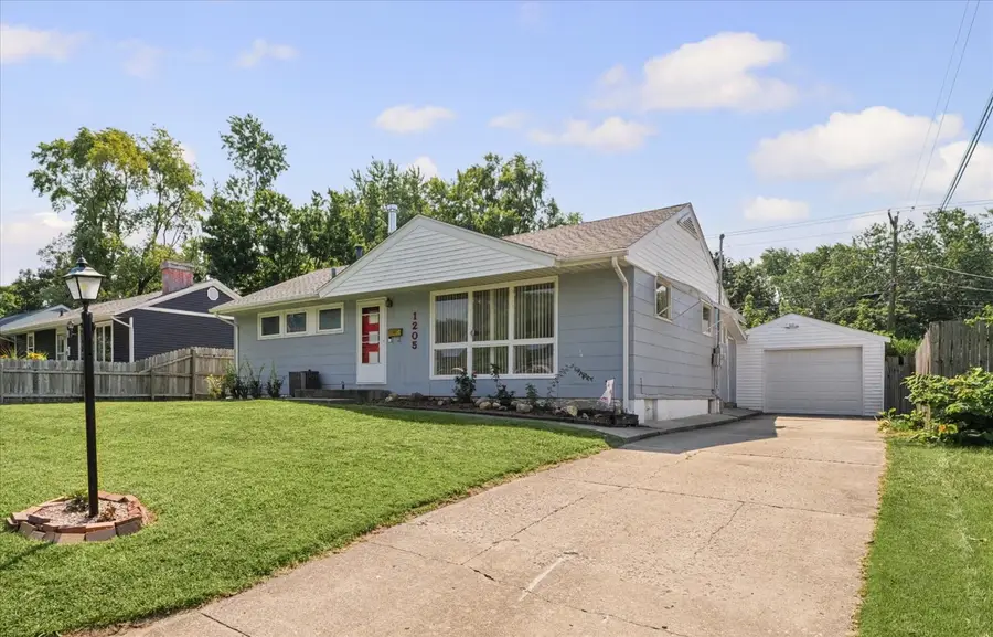 1205 E Fairlawn Drive, Urbana, IL 61801 - #2