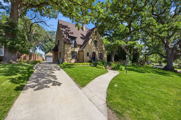 41 Hamilton Avenue, Elgin, IL 60123