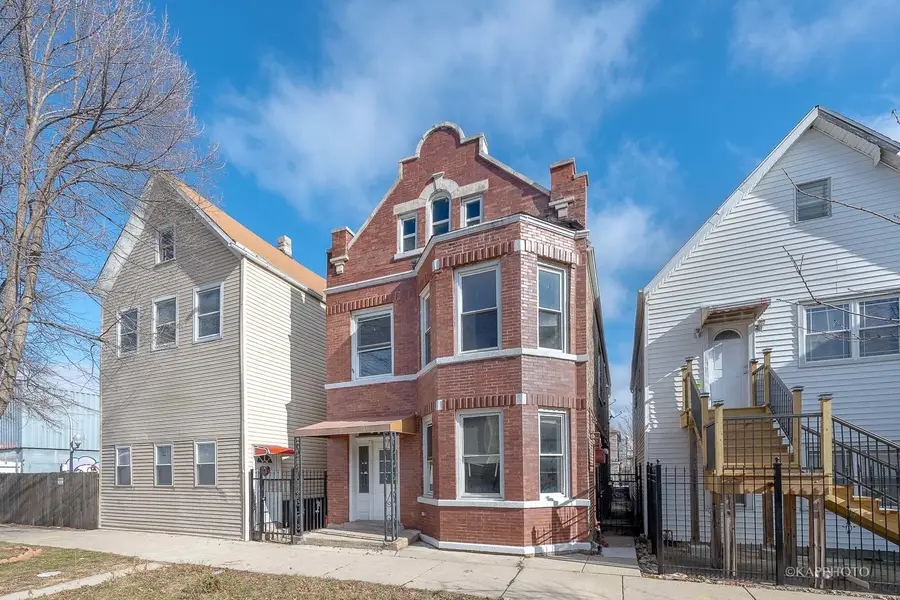 4505 S Justine Street, Chicago, IL 60609 - #2