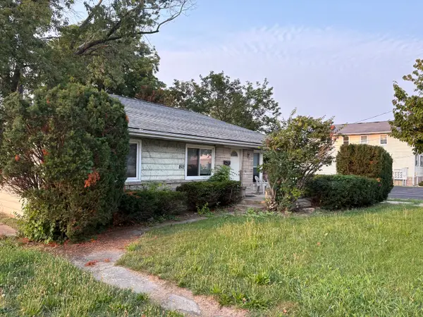 212 W Locust Street, Normal, IL 61761