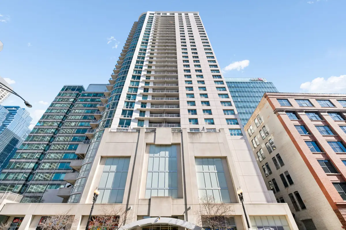125 S Jefferson Street #3002, Chicago, IL 60661 - #1