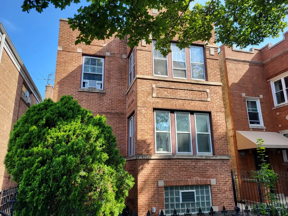 4140 W Barry Avenue, Chicago, IL 60641 - #1