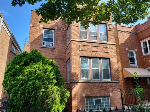 4140 W Barry Avenue, Chicago, IL 60641
