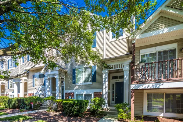 135 Enclave Circle #B, Bolingbrook, IL 60440