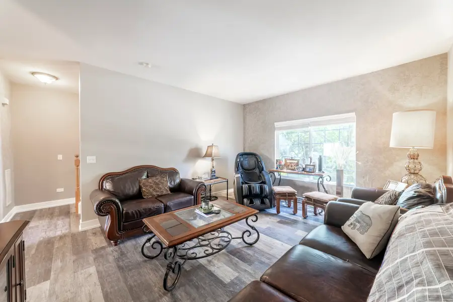 135 Enclave Circle #B, Bolingbrook, IL 60440 - #3