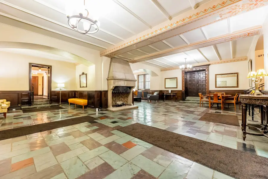 7321 S South Shore Drive #2B, Chicago, IL 60649 - #3