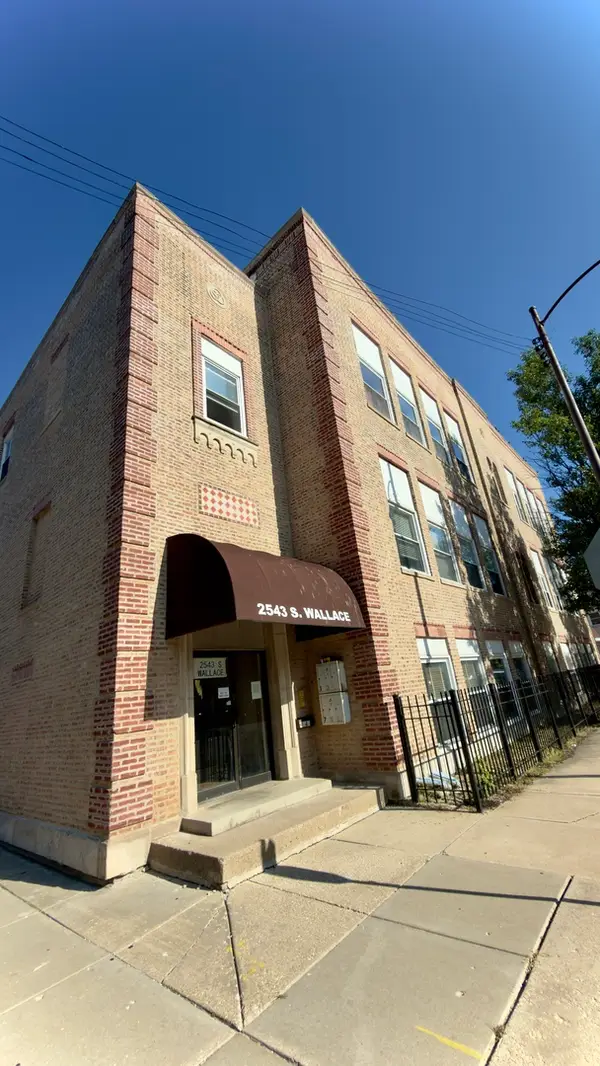Address Withheld By Seller, Chicago, IL 60616
