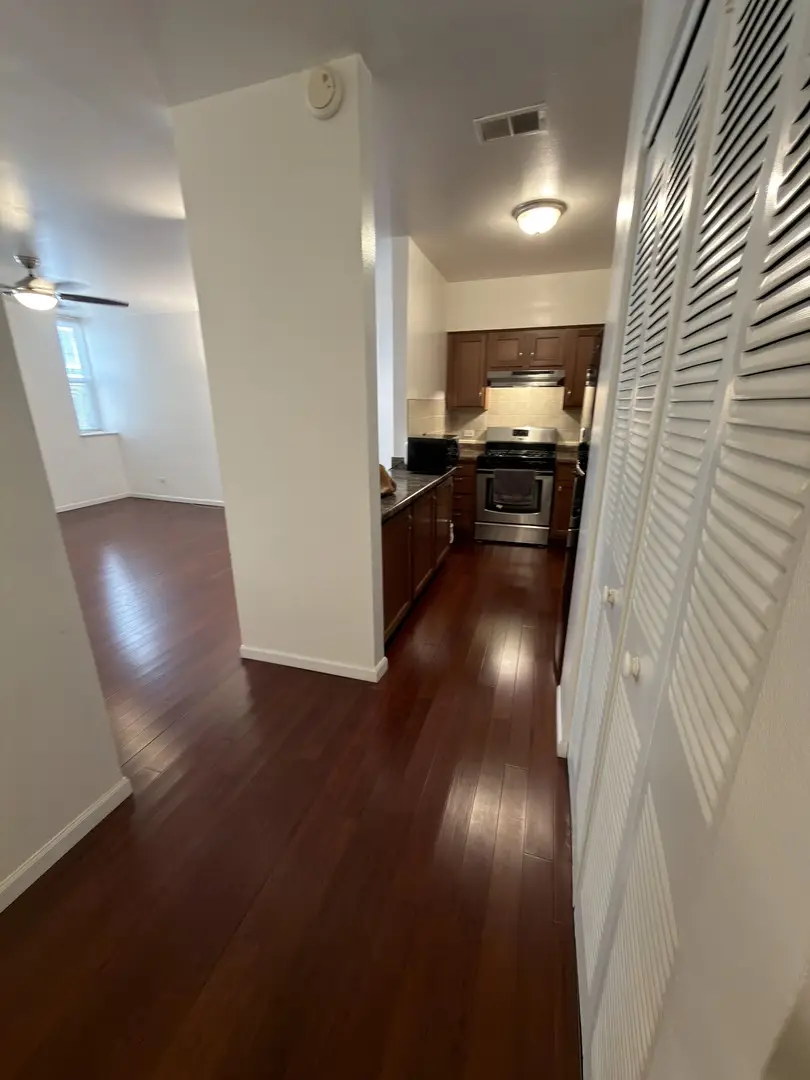 Address Withheld By Seller, Chicago, IL 60616 - #2